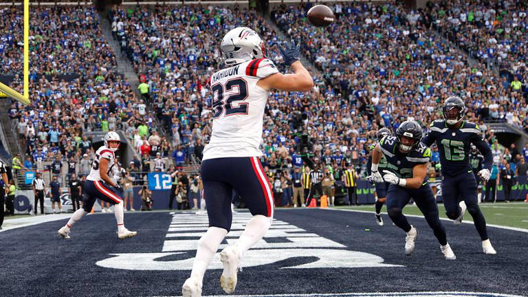 NFL rookie report: David Bailey wreaks havoc, Week 1 rookies make their ...