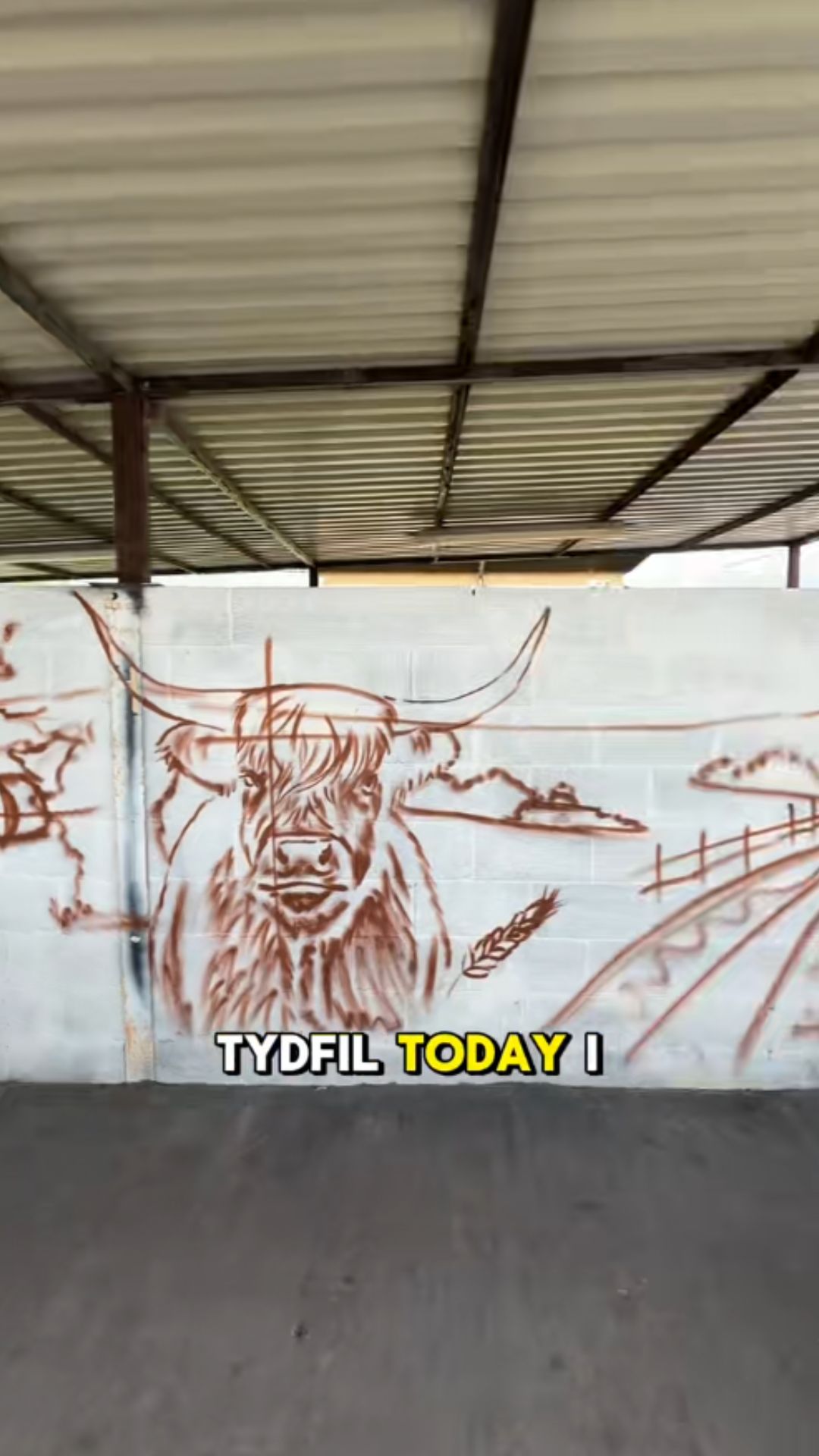 Painting cows and sheep with creative spray art techniques
