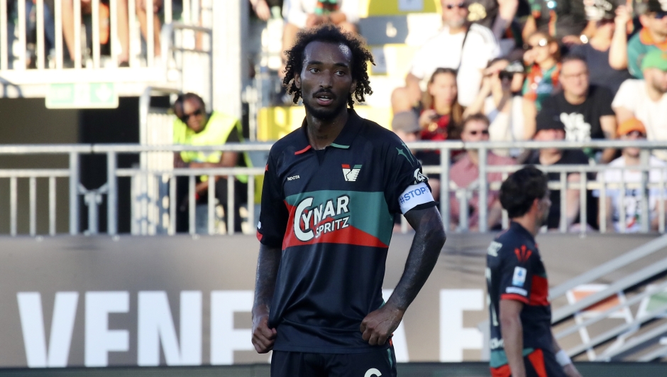 Busio sidelined: Venezia midfielder’s injury and recovery timeline revealed