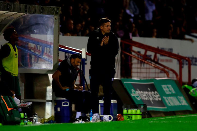 Proper team performance as 10-man Yeovil Town earn Aldershot point
