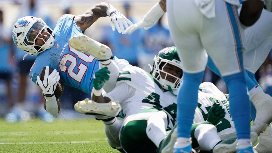 NFL rookie report: David Bailey wreaks havoc, Week 1 rookies make their ...