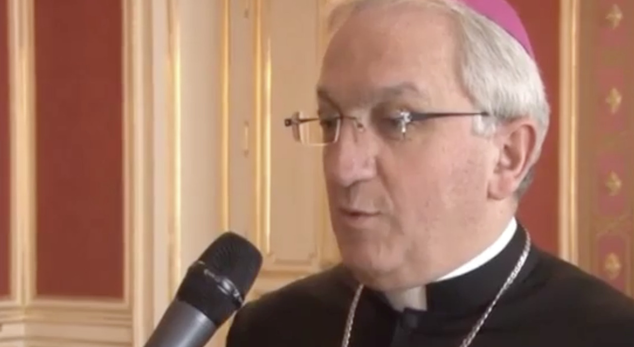 Celestino Migliore, l’uomo di Leone XIV che smina il difficile viaggio in Francia, ecco chi è il nunzio apostolico a Parigi