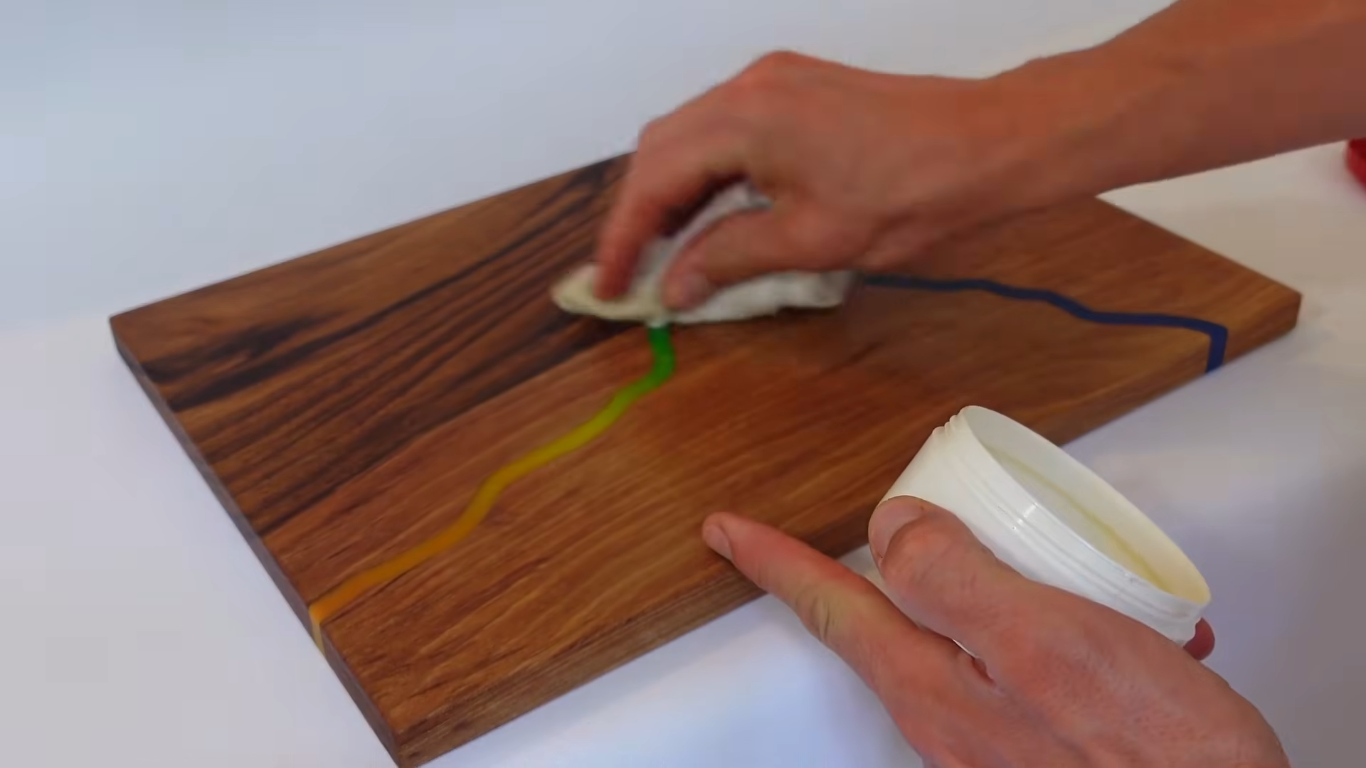 High Profit Epoxy Resin Woodworking Project For Beginners