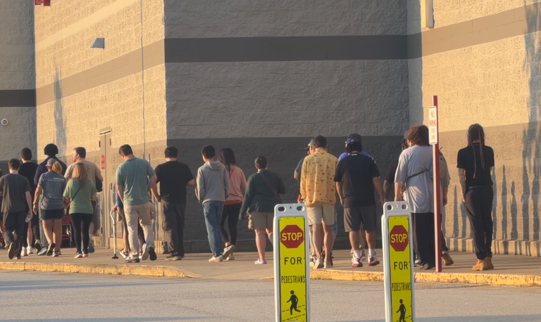 Lines spotted outside Target, Best Buy in Greenville as crowds gather ...