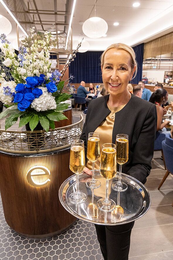 I tried airport's new £57 lounge with carvery and drinks - there's 1 ...