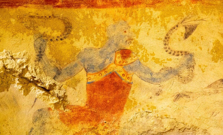 The 2,500-year-old tomb that made ancient paintings seem alive has ...
