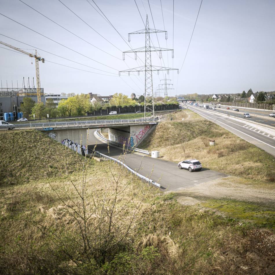 Brand beschädigt Fahrbahn – A46/A59 in Düsseldorf teilweise gesperrt