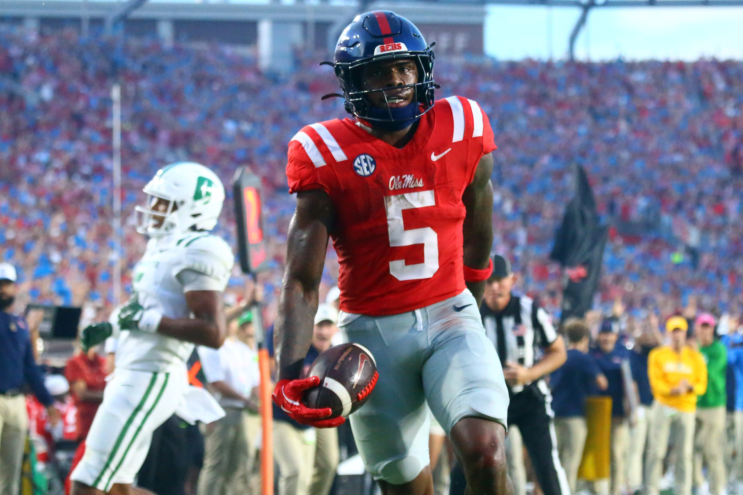 Ole Miss RB Kewan Lacy offers icy reply to Lane Kiffin question ahead ...