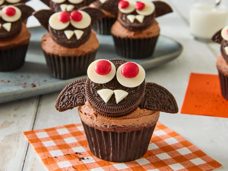 These spooky Halloween finger foods will make your party guests look twice
