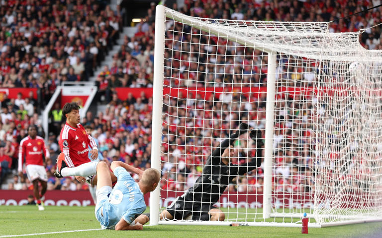 Maresca responde a la polémica del gol en el derbi del Man Utd con una nueva declaración.