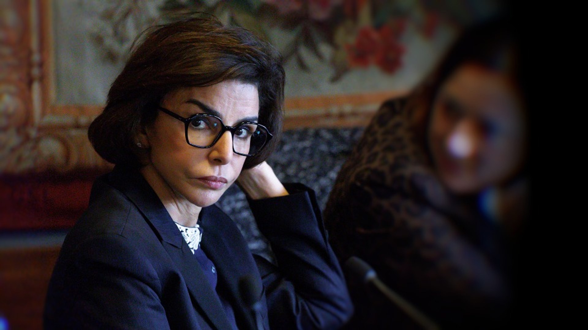 « Elle rase les murs » : Rachida Dati très discrète avant son procès ...