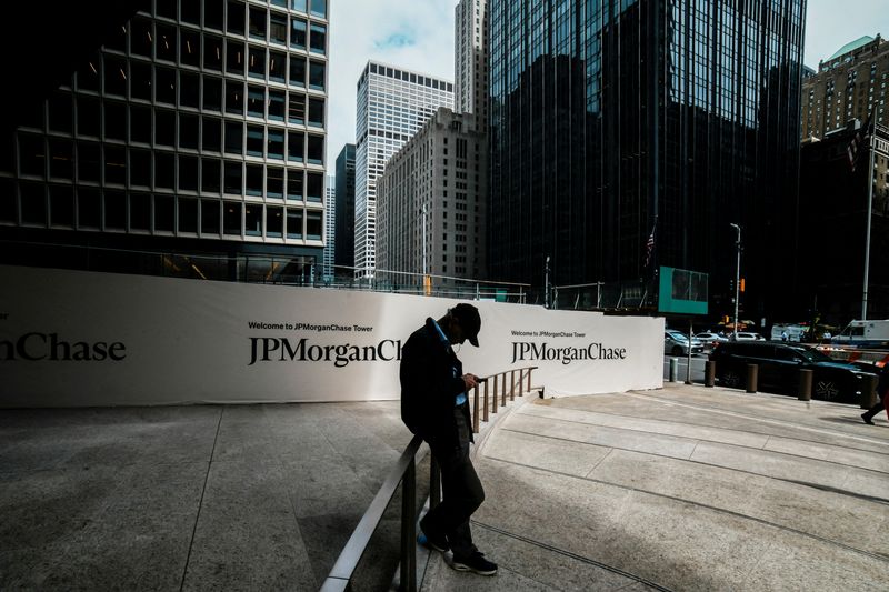 US banks raise prime rate after Fed decision