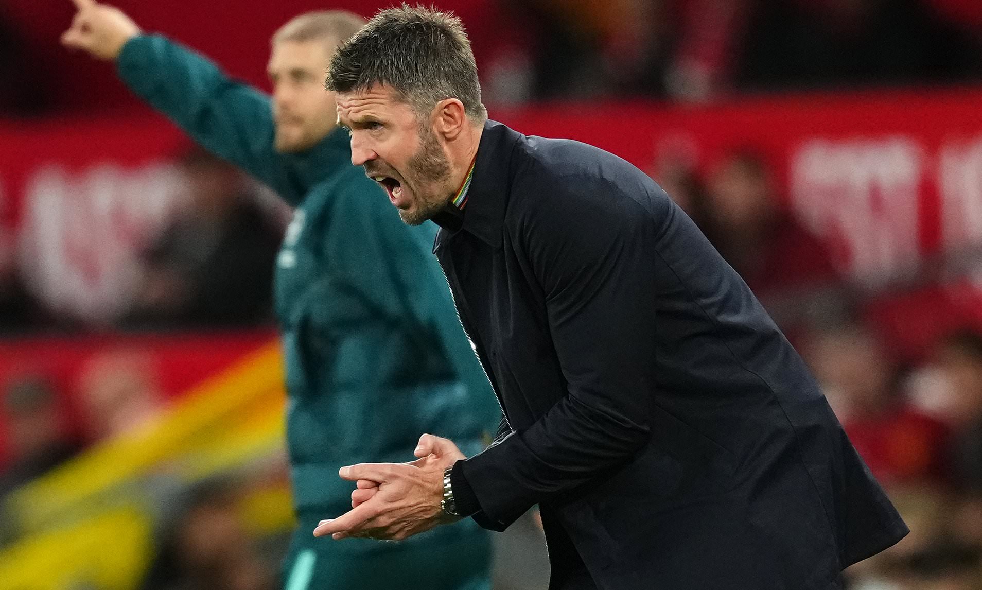 Dejected Carrick hits out at 'unacceptable' Man United display and ...