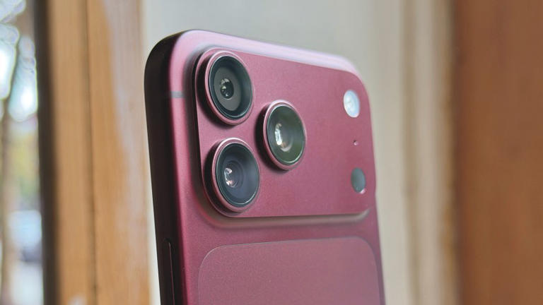 iPhone 18 Pro vs. Pixel 11 Pro: The new Apple and Google Pro phones are ...