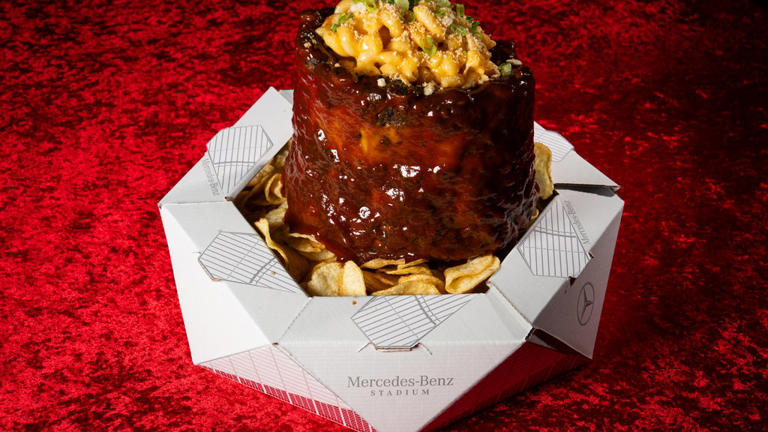 Atlanta Falcons unveil new game-day foods, including a macaroni and ...