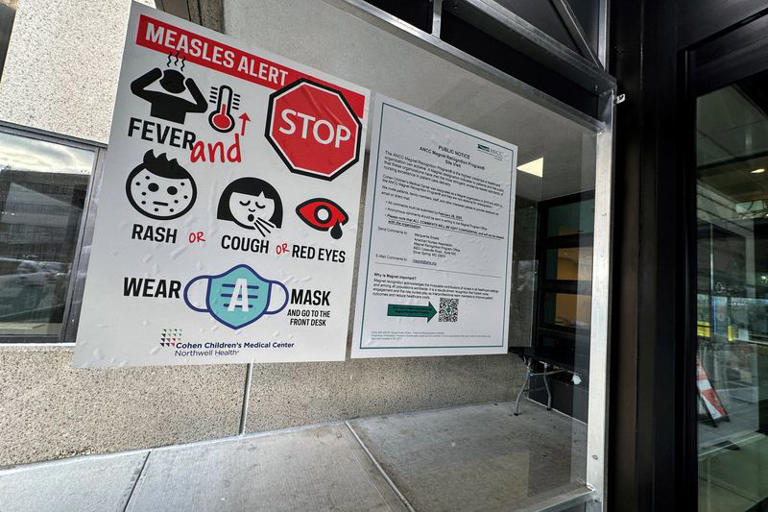 Pennsylvania measles cases top 700 after four outbreak-related deaths ...