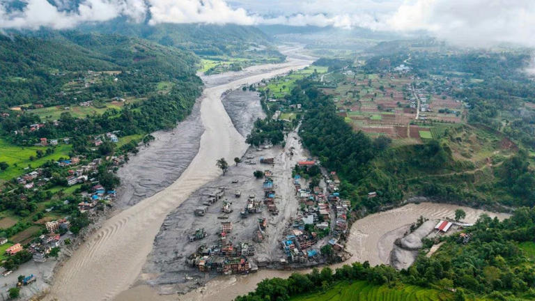 'No doubt' of climate change role in deadly China-Nepal flood: scientists