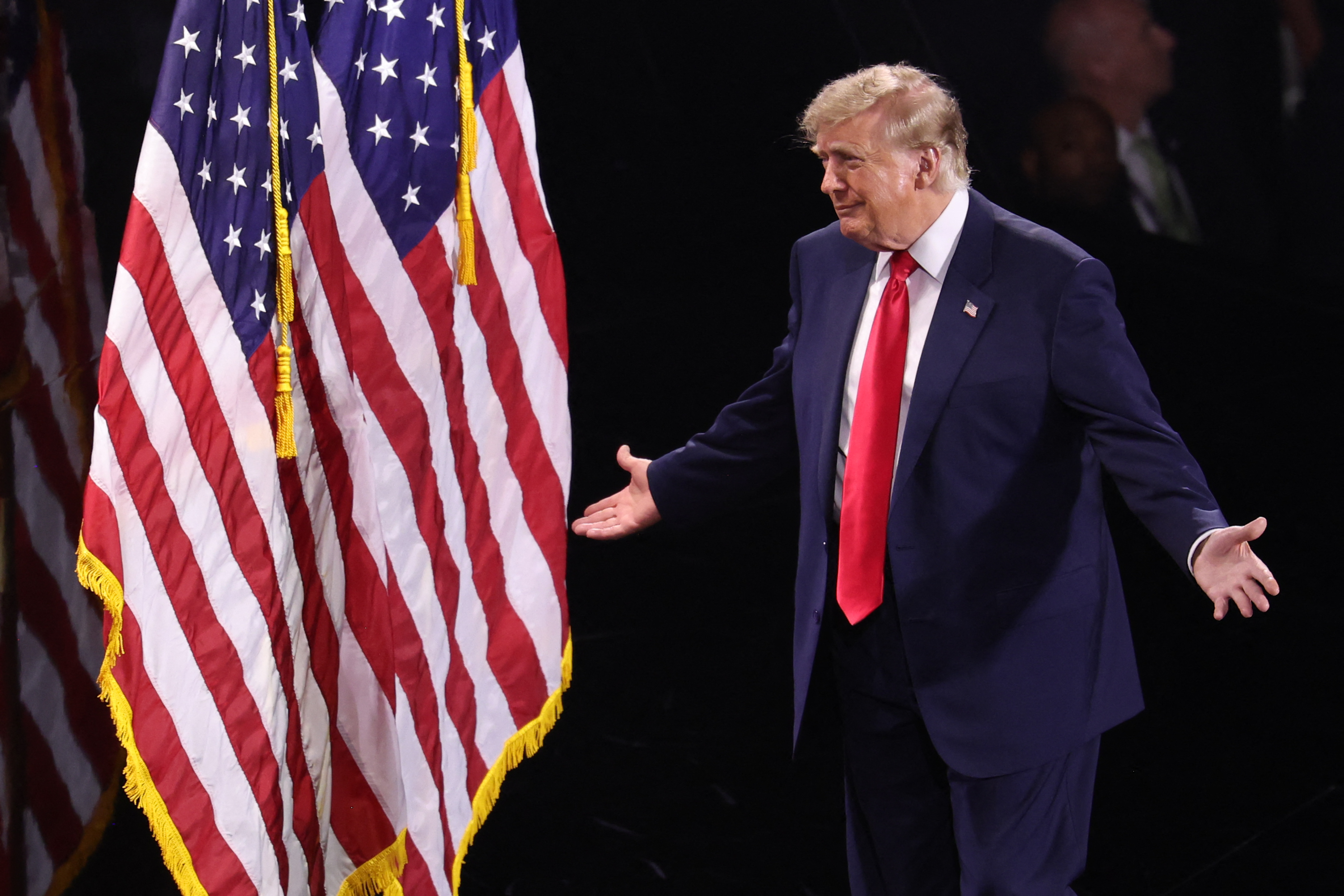 'Interest rates in the United States should be 1%': Trump reacts to Fed ...