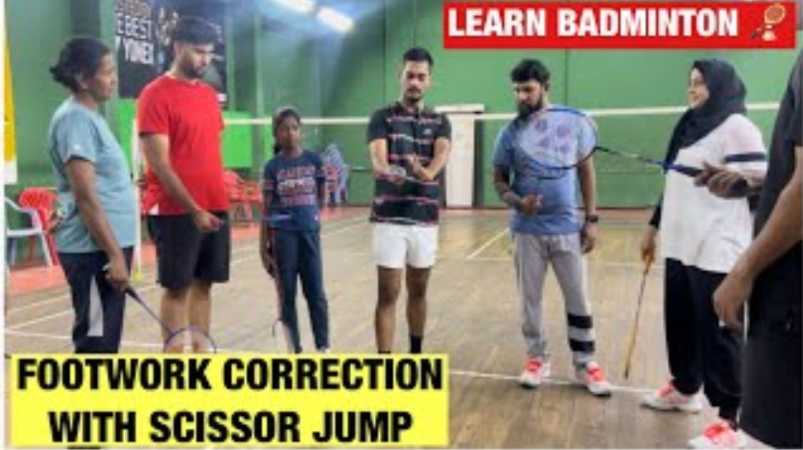 Badminton footwork correction and scissor jump training