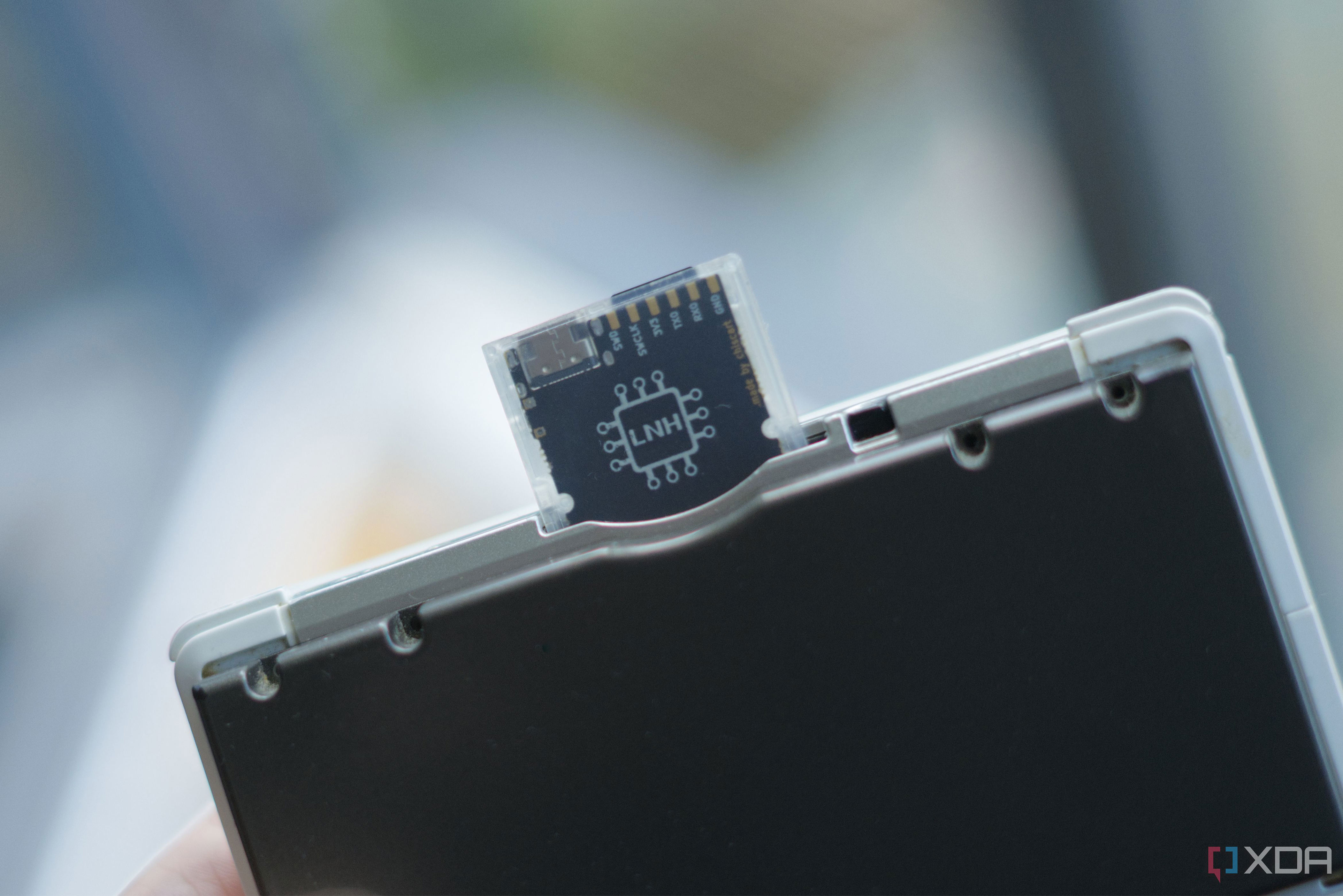 I put a Raspberry Pi inside my Nintendo 3DS, and now my PC sees it as a ...