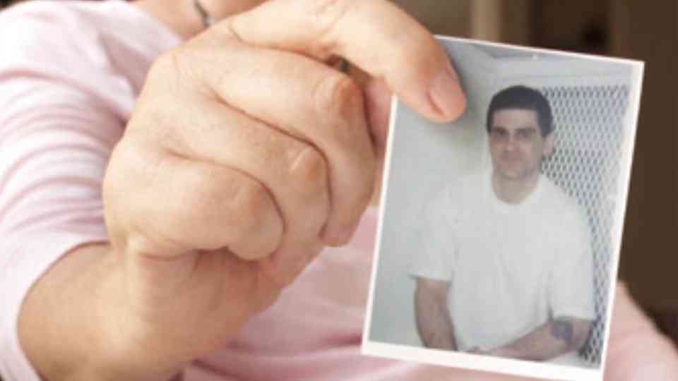 Il est mort par injection mortelle… cinq ans plus tard son dossier a ...