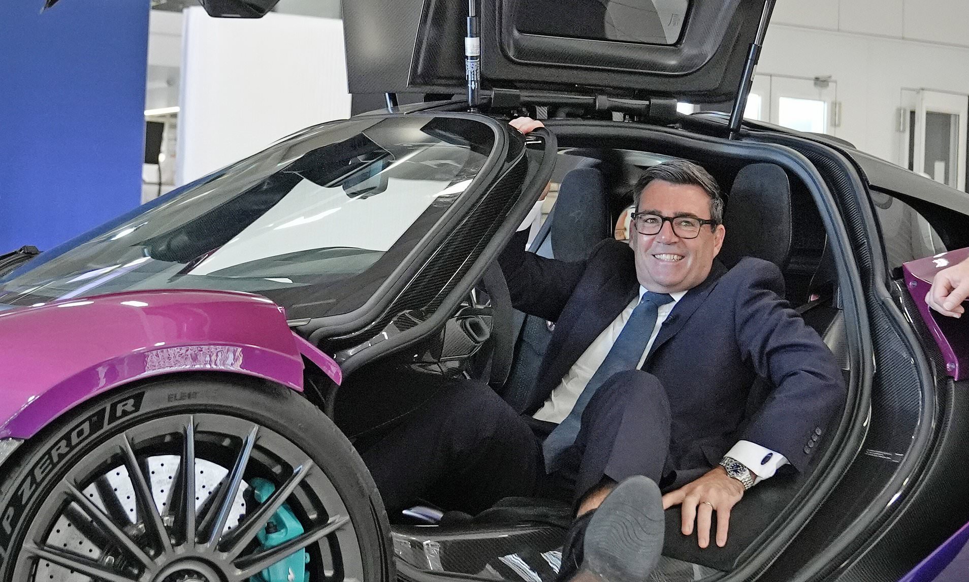 Vote of confidence in British car industry as Nissan and McLaren ...