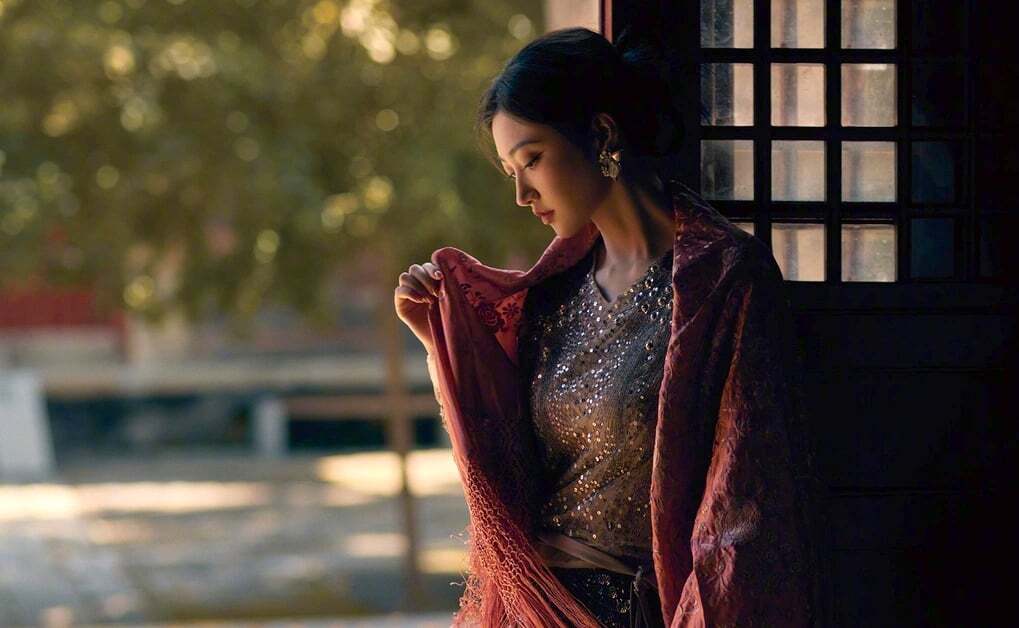 Sao châu Á 17/9: Lý Tiểu Lộ hẹn hò
