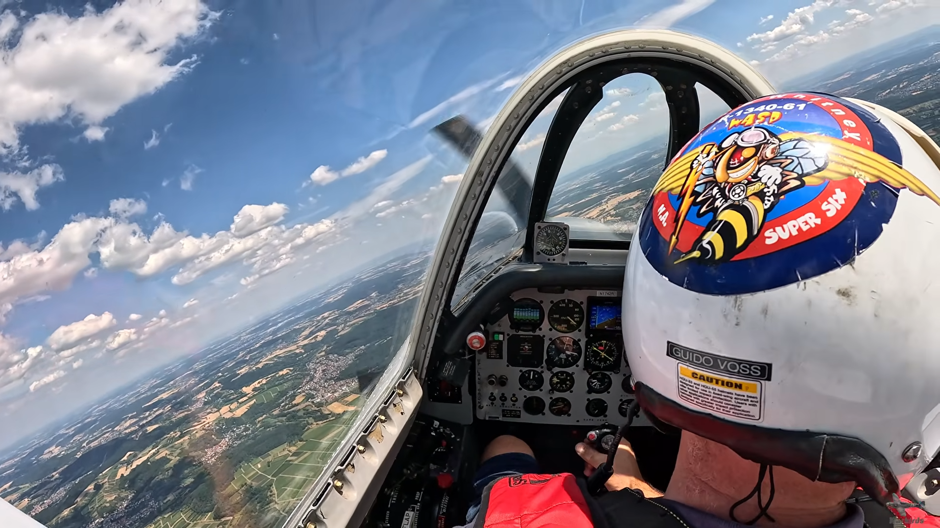Vergessen Sie den Blick vom Boden - diese T-28D-Trojan-Perspektive ...