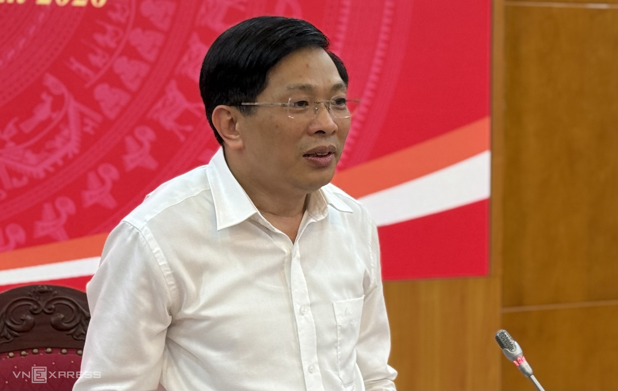 Vụ án liên quan Thứ trưởng Y tế Trần Văn Thuấn vào diện 'theo dõi'