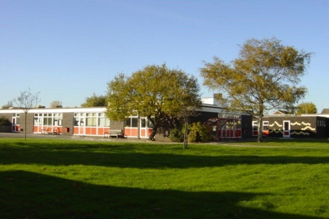 Headteacher has suspected heart attack during Ofsted visit as 999 crews ...