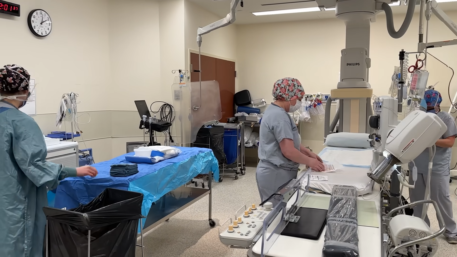 A doctor shows what a completely blocked heart artery actually looks like