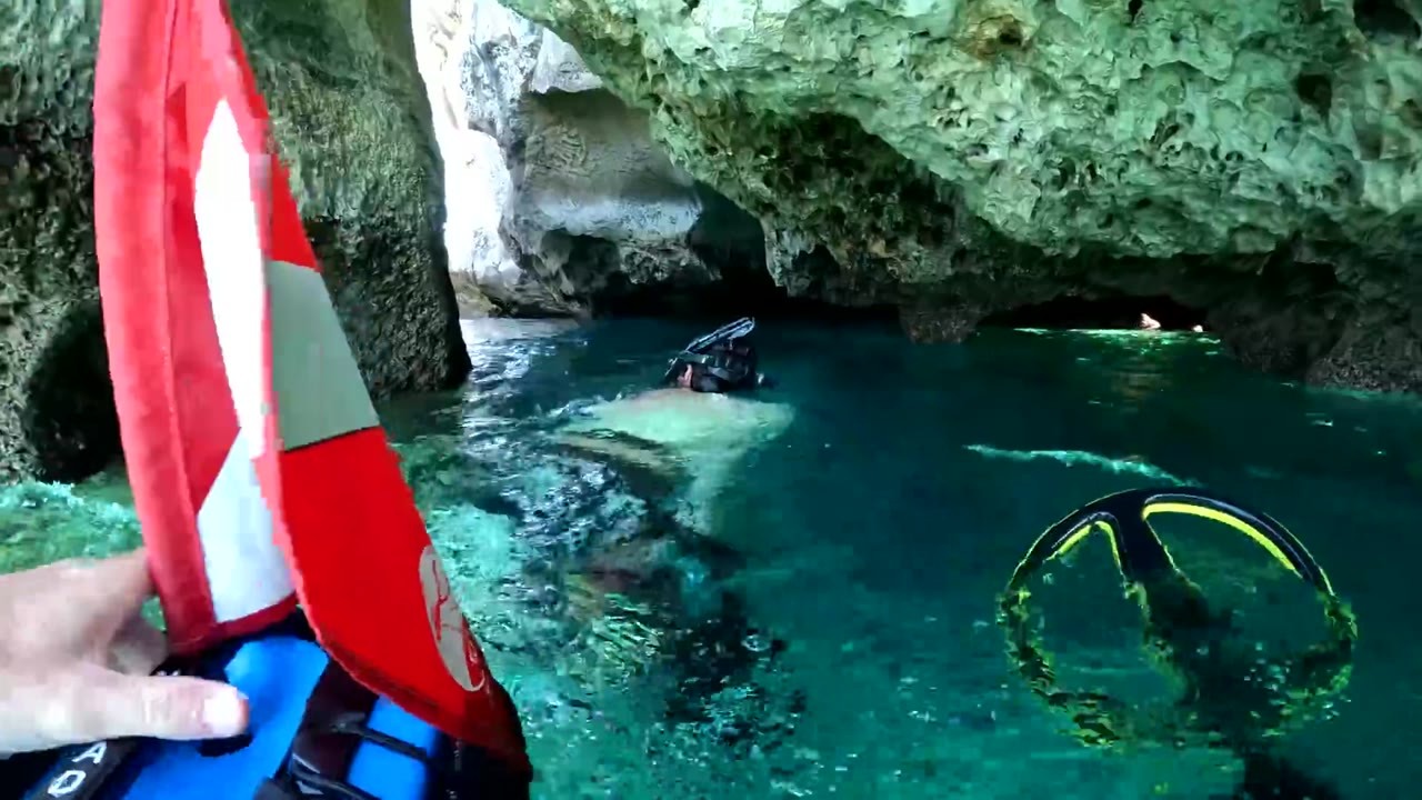 A metal detector, expensive yachts and clear Bahamian water, what could ...