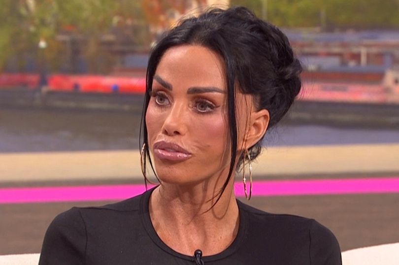 Katie Price reveals why she's still wearing wedding ring despite ...