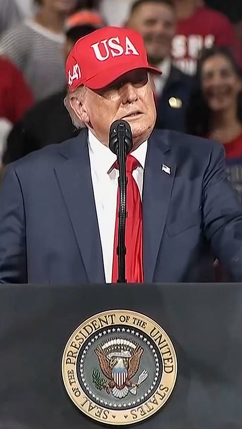 Trump addresses female heckler at North Carolina rally