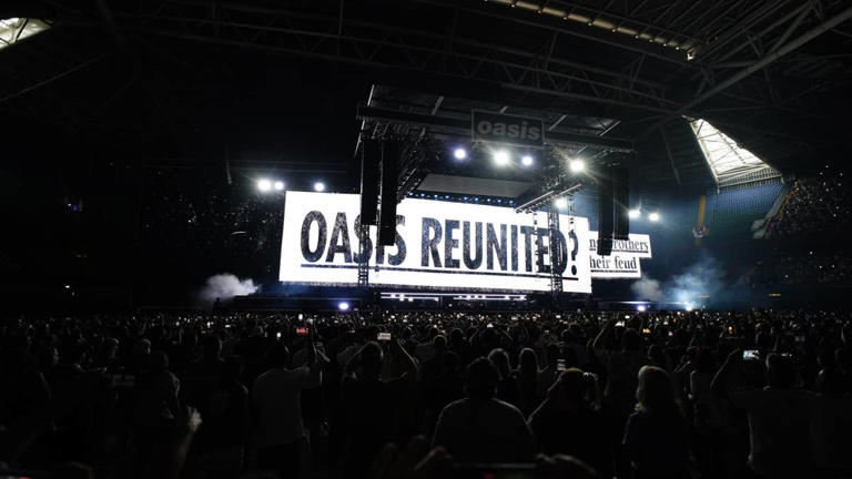 Oasis launches a strict ticket lottery for rare Las Vegas Strip show