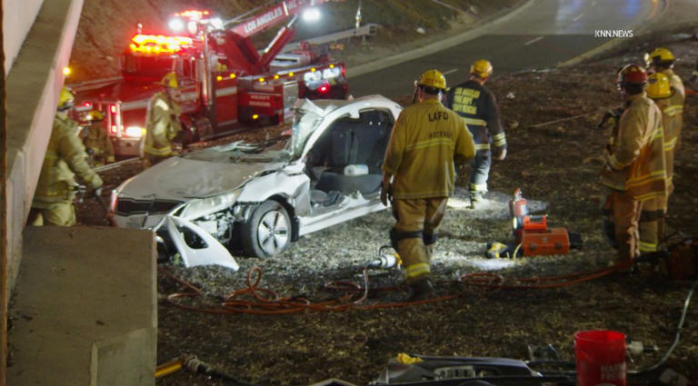 Mangled car wreck kills driver on major California freeway sparking ...