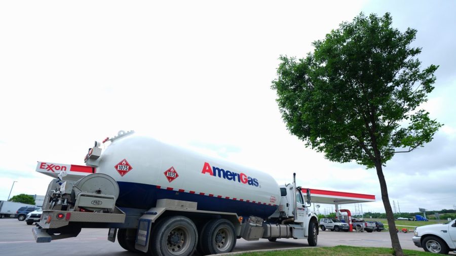 Trump administration allows truck drivers hauling gas, diesel to work ...