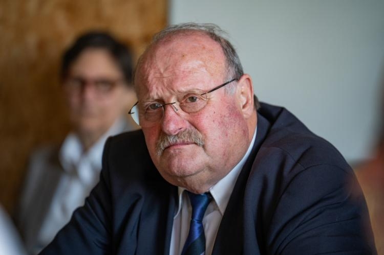 Michel Fournier, ministre en charge de la ruralité, annonce quitter le ...