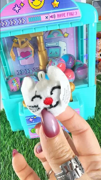 Cra-Z-Art My Look surprise claw machine #asmr #clawmachine