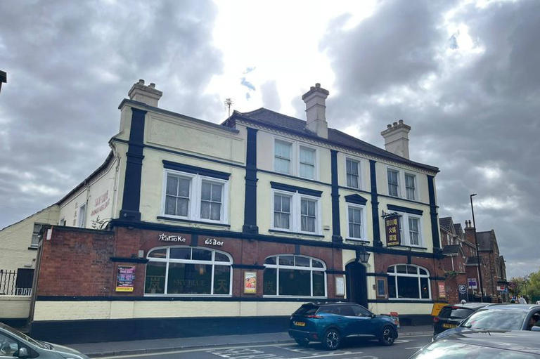 self-taught-chef-ditches-apron-as-immigration-raid-hits-york