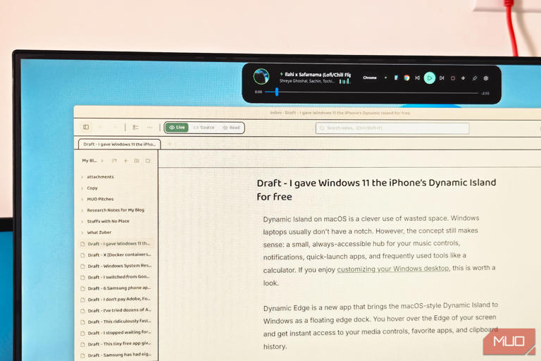 I gave Windows 11 the iPhone’s Dynamic Island for free