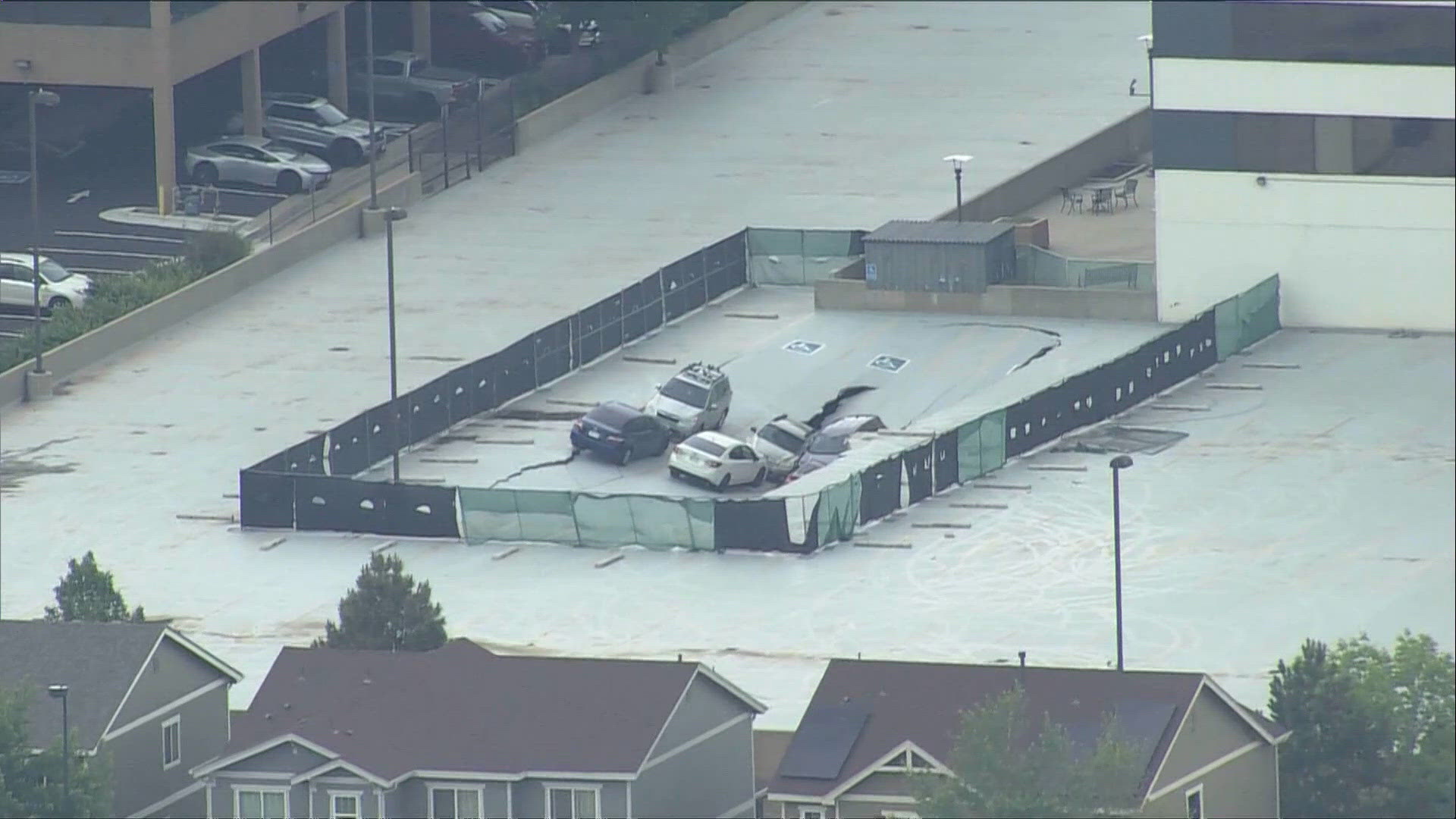 Owners of collapsed parking garage plant to demolish the entire structure