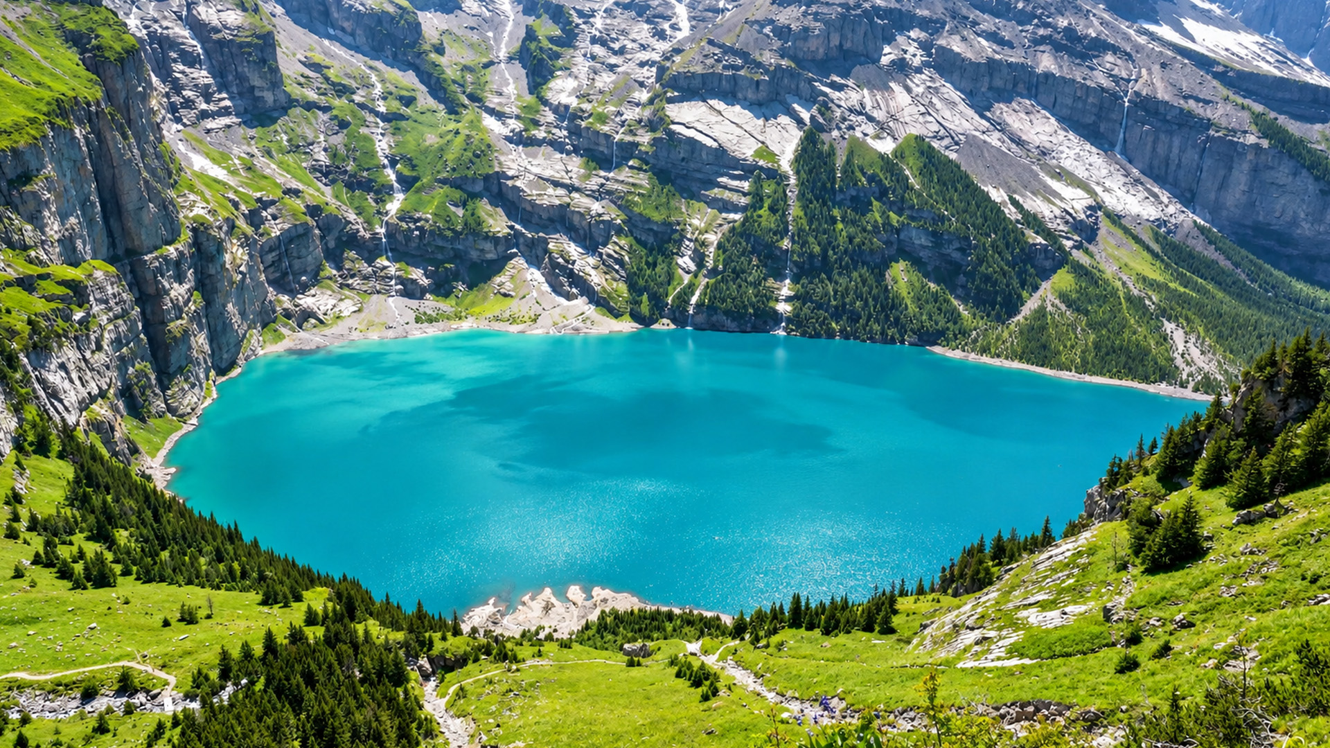 Oeschinensee Kandersteg surrounded by Swiss Alps (4K)