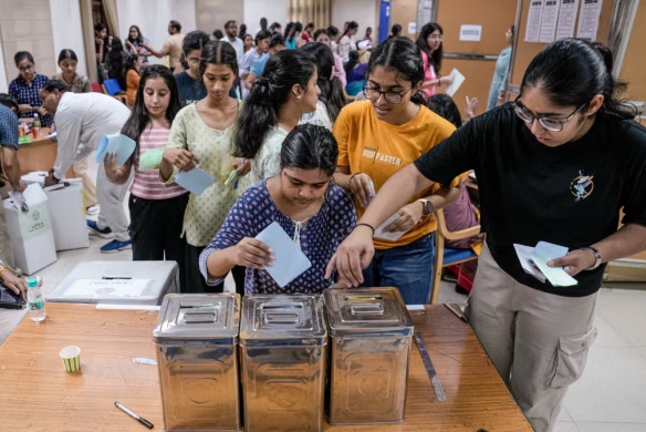 1,000 EVMs deployed as DUSU polling begins across Delhi University