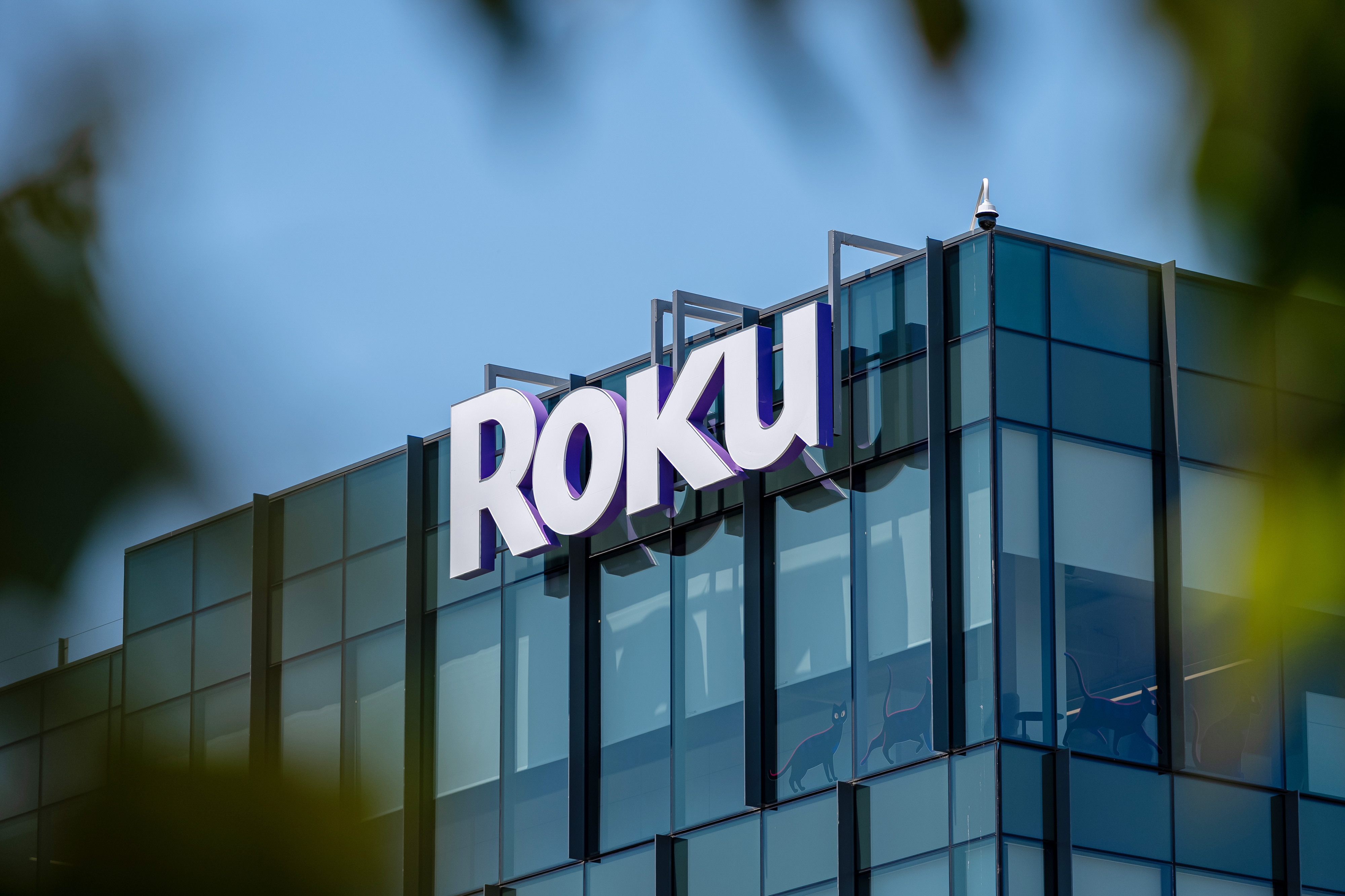 Roku rolls out over 30 subscription bundles for up to 30% off, plus a ...