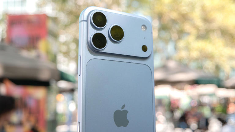 I took 200 photos with iPhone 18 Pro Max and Oppo Find X10 Pro Max — I ...