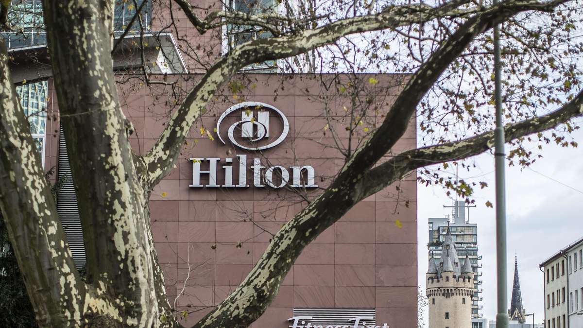 Hilton Hotel Frankfurt schließt – wegen Sanktionen gegen iranischen ...