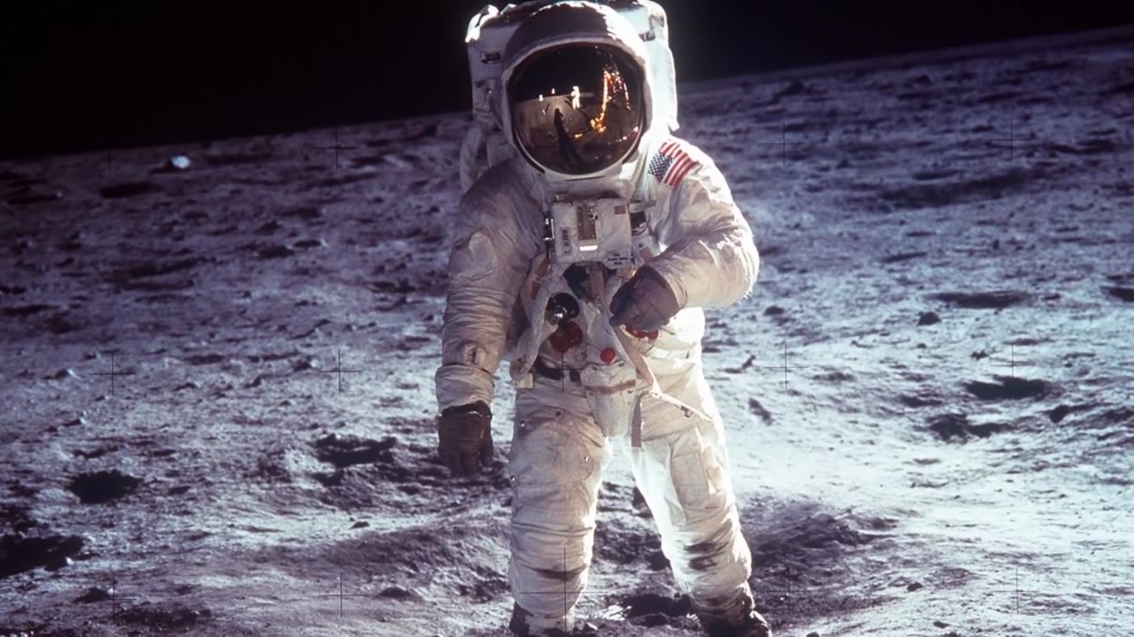 What happened during the six minutes Apollo 13 went silent before re-entry
