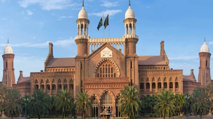 LHC suspends PMDC notification increasing medical college feesPublished ...