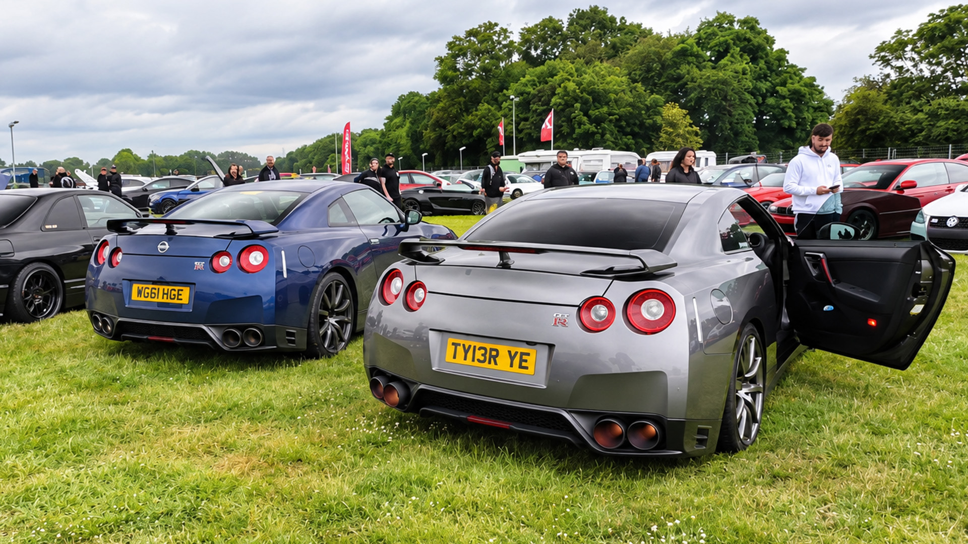 Tuner fest erupts into a massive rev battle